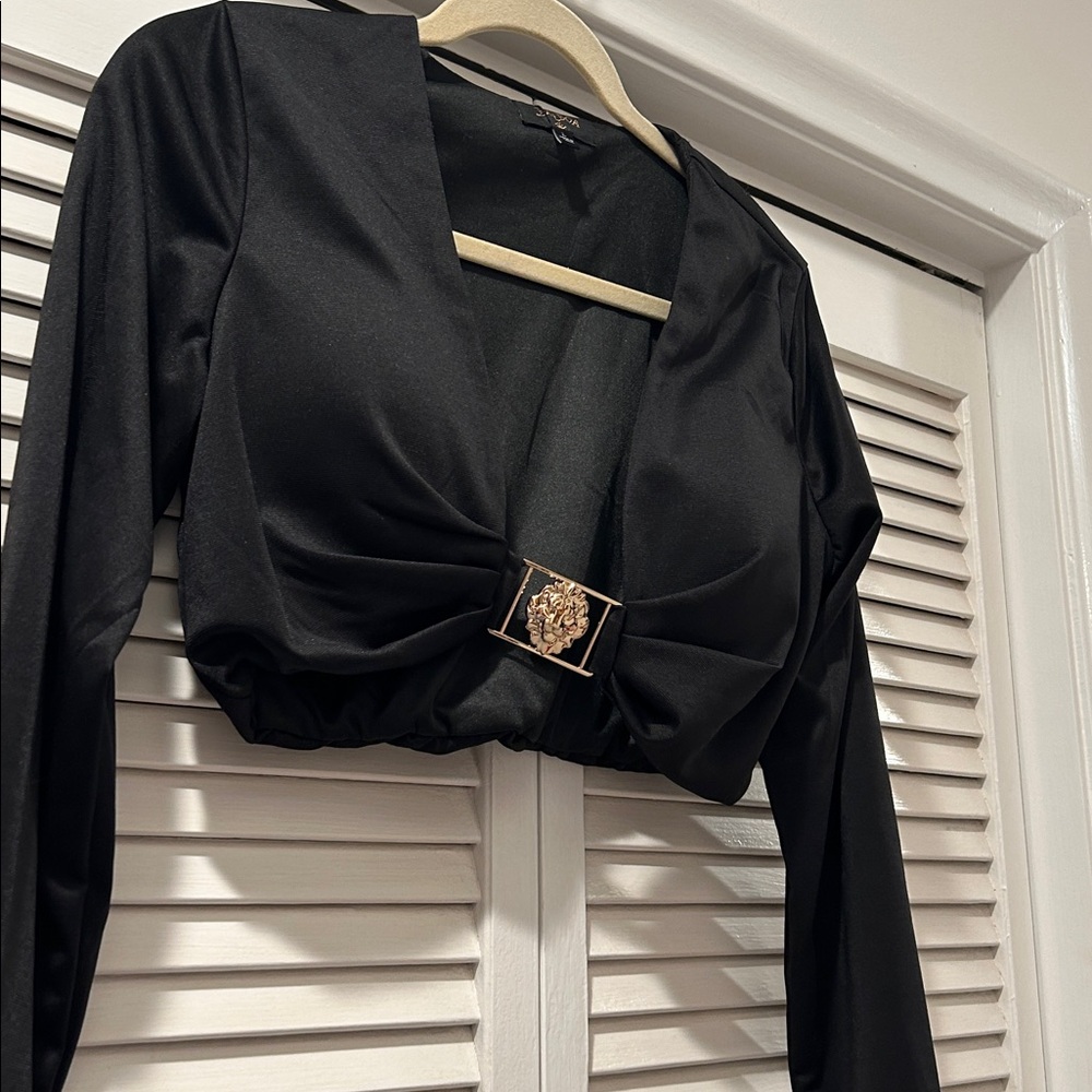 Sexy black crop top with lion hardware with built-in bra cups. - Picture 2 of 14